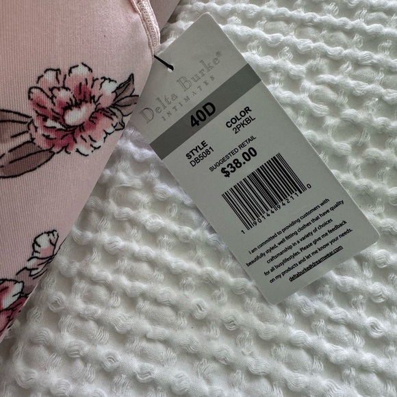 Delta Burkes Intimates 2 pack Padded Bra Set Size 40D New with Tags - Picture 5 of 5